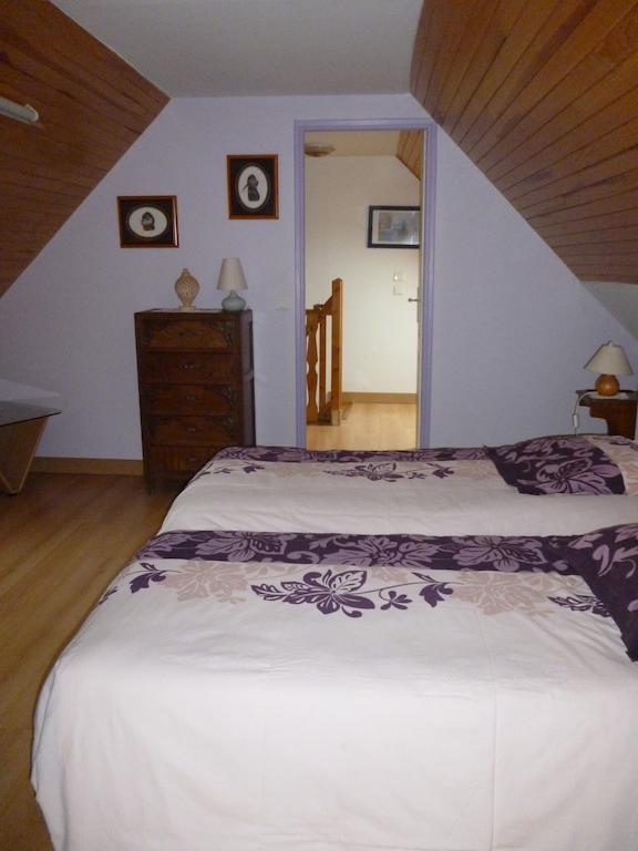 Les Gites De Kerroyal Garlan Kültér fotó